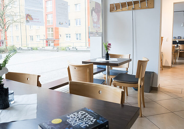 Café Klatsch wird Stadtteiltreff M8 Café Klatsch wird Stadtteiltreff M8